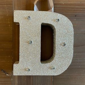 Letter D Glitter Accent
